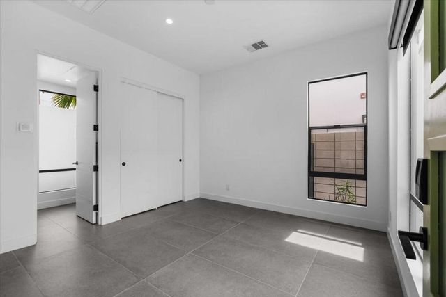 161 Holliday Way, Palm Springs, CA 92262