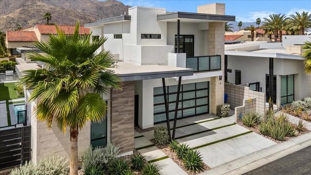 161 Holliday Way, Palm Springs, CA 92262