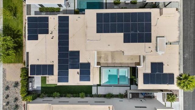 161 Holliday Way, Palm Springs, CA 92262