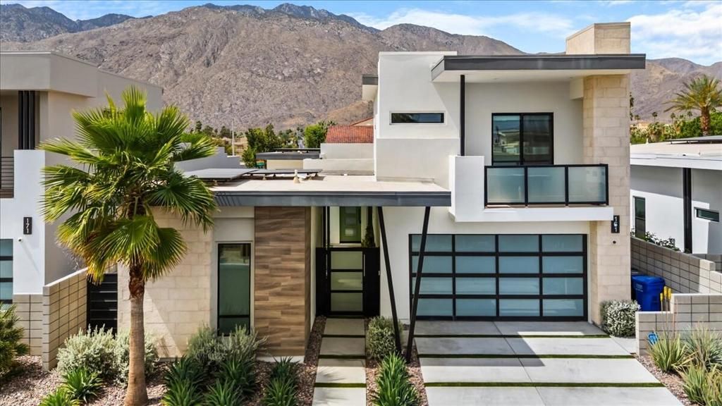 161 Holliday Way, Palm Springs, CA 92262