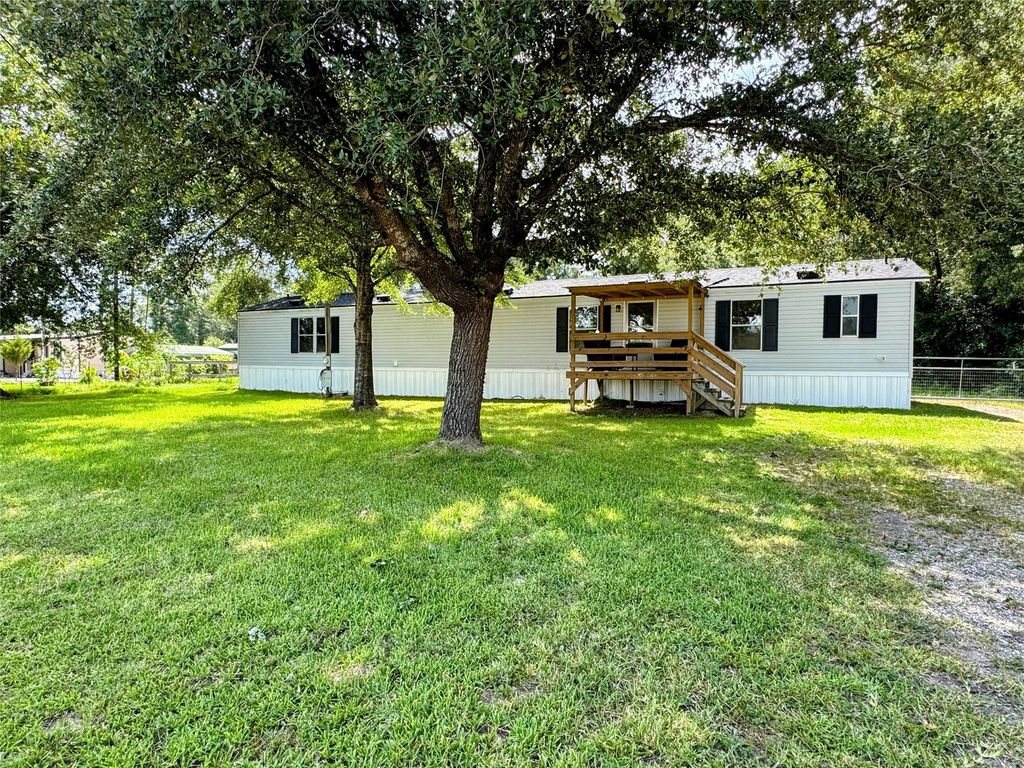 106 County Road 3755, Cleveland, TX 77328