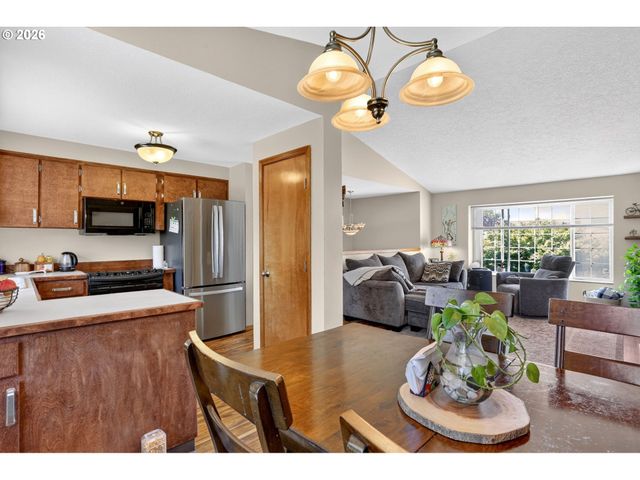 1600 Nw ANGELINE Ave, Gresham, OR 97030