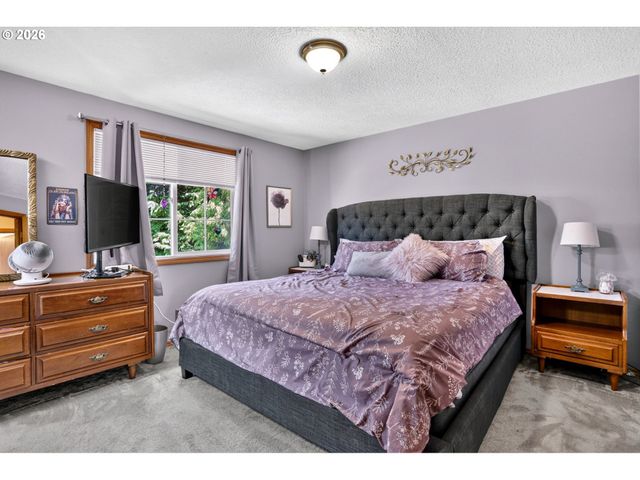 1600 Nw ANGELINE Ave, Gresham, OR 97030