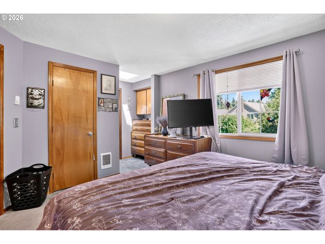 1600 Nw ANGELINE Ave, Gresham, OR 97030