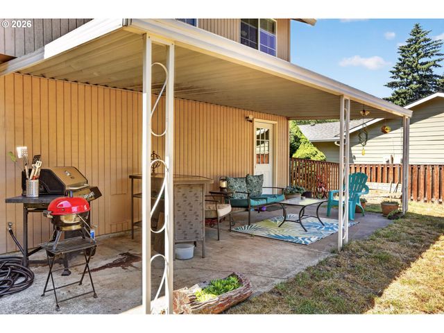 1600 Nw ANGELINE Ave, Gresham, OR 97030