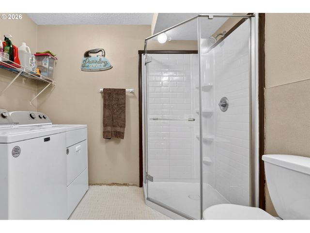 1600 Nw ANGELINE Ave, Gresham, OR 97030