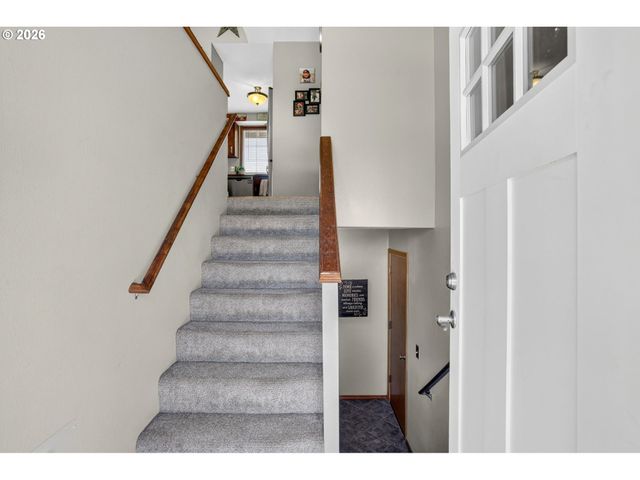 1600 Nw ANGELINE Ave, Gresham, OR 97030