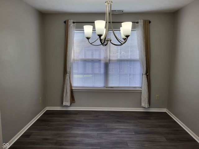 291 Bear Story Court, Greenfield, IN 46140