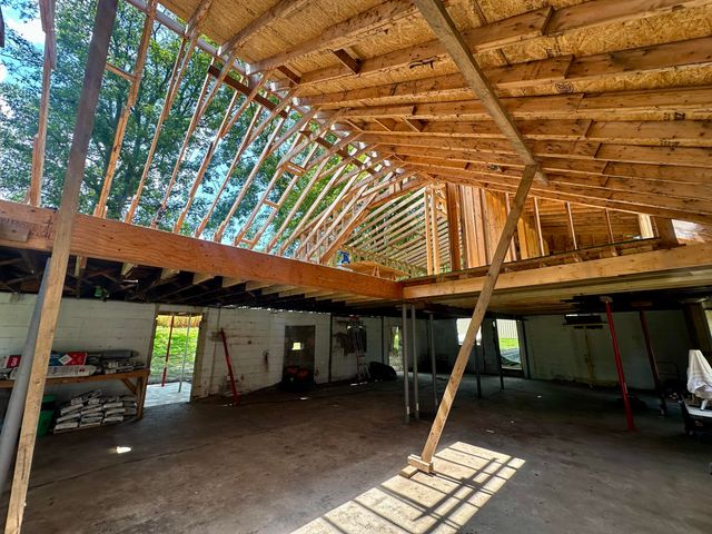 7838 N Walker Road, New Carlisle, IN 46552