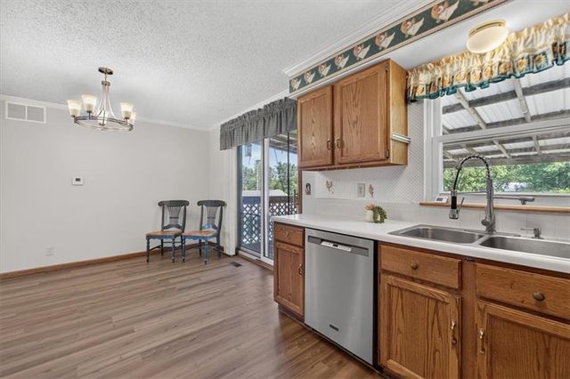 103 S Paul Drive, Sibley, MO 64088