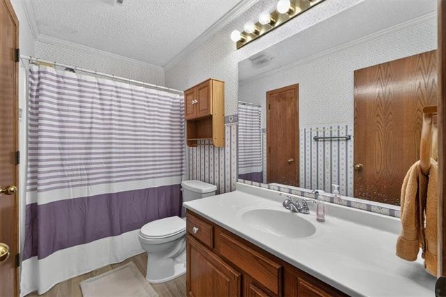 103 S Paul Drive, Sibley, MO 64088