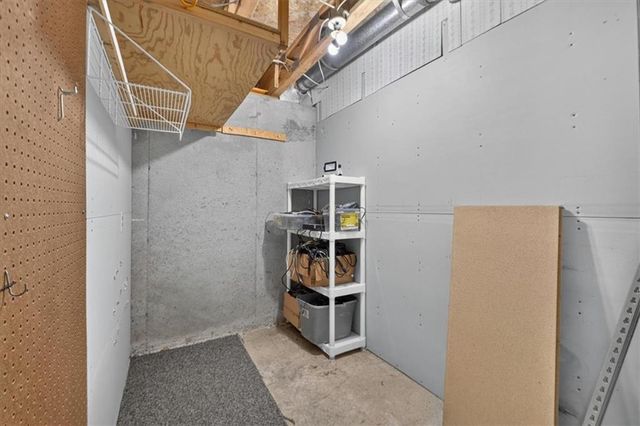 103 S Paul Drive, Sibley, MO 64088