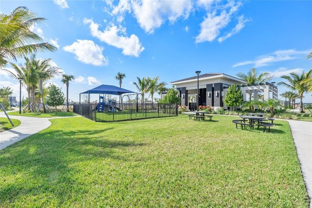 12617 Solana Bay Circle, Palm Beach Gardens, FL 33412