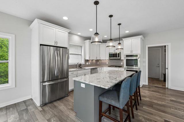 4704 S Lake Sarah Drive, Independence, MN 55359