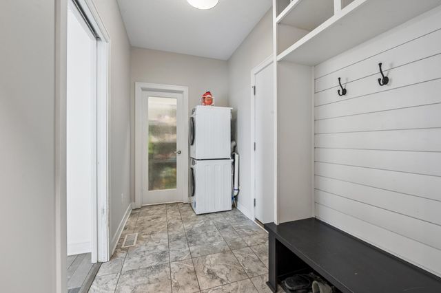 4704 S Lake Sarah Drive, Independence, MN 55359
