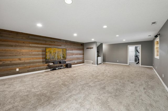 4704 S Lake Sarah Drive, Independence, MN 55359