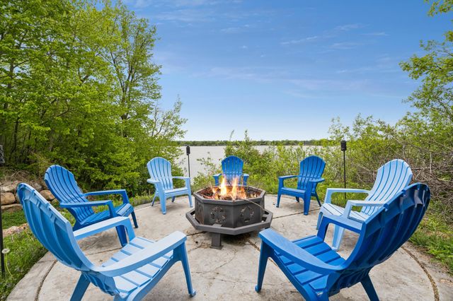 4704 S Lake Sarah Drive, Independence, MN 55359
