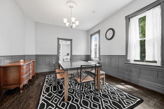 611 Montour STREET, Coraopolis, PA 15108