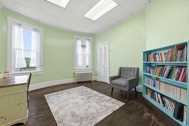 611 Montour STREET, Coraopolis, PA 15108