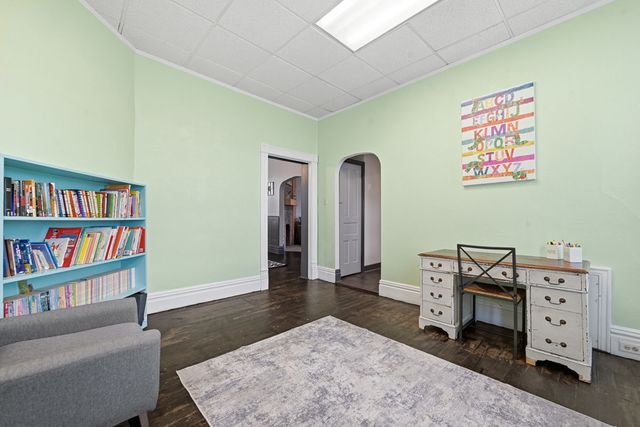 611 Montour STREET, Coraopolis, PA 15108
