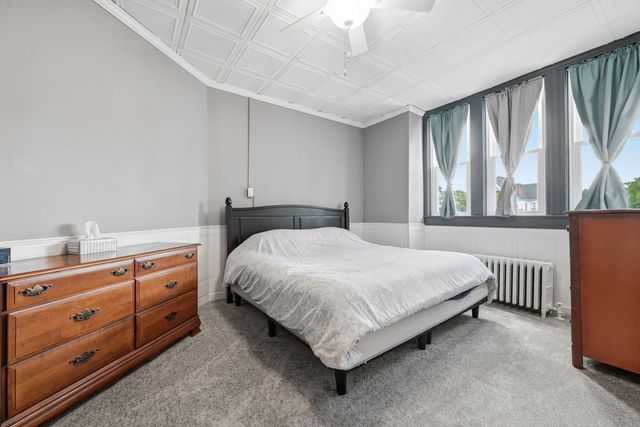 611 Montour STREET, Coraopolis, PA 15108