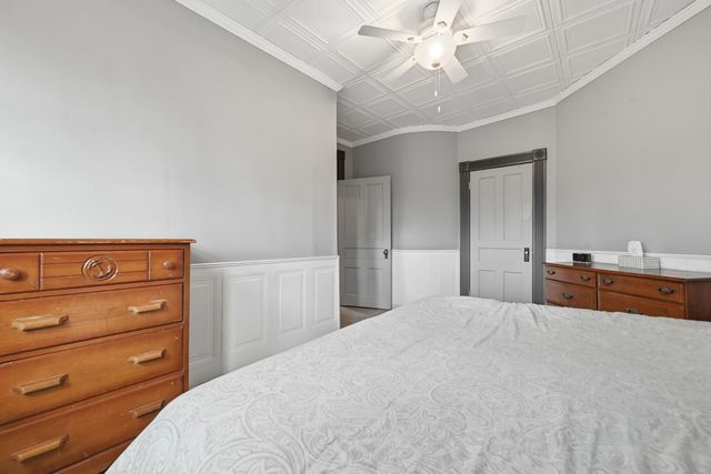 611 Montour STREET, Coraopolis, PA 15108