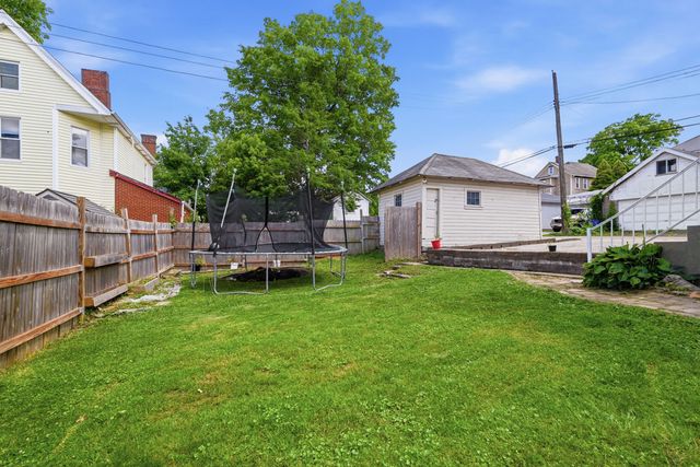 611 Montour STREET, Coraopolis, PA 15108