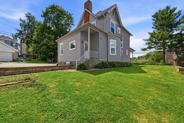 611 Montour STREET, Coraopolis, PA 15108