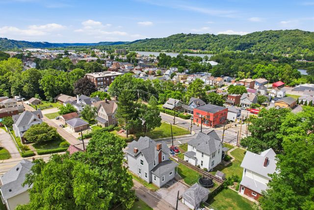 611 Montour STREET, Coraopolis, PA 15108
