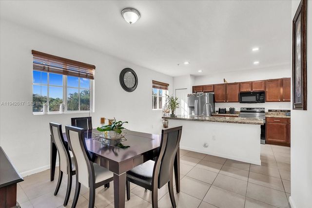 14229 SW 274th St, Homestead, FL 33032