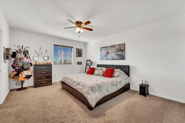 14229 SW 274th St, Homestead, FL 33032