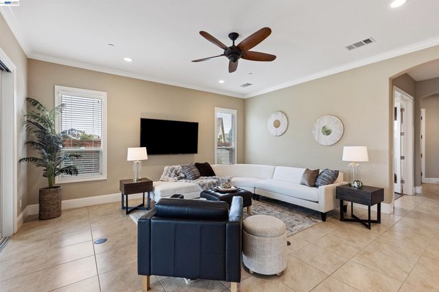 2062 Reserva Court, Brentwood, CA 94513