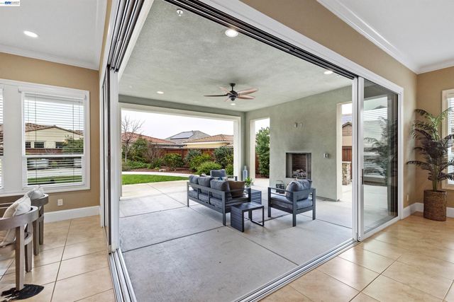 2062 Reserva Court, Brentwood, CA 94513