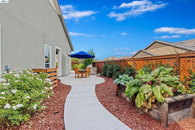 2062 Reserva Court, Brentwood, CA 94513