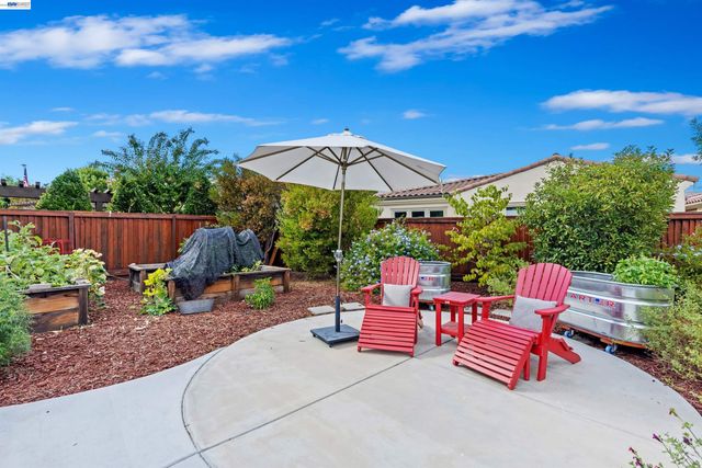2062 Reserva Court, Brentwood, CA 94513