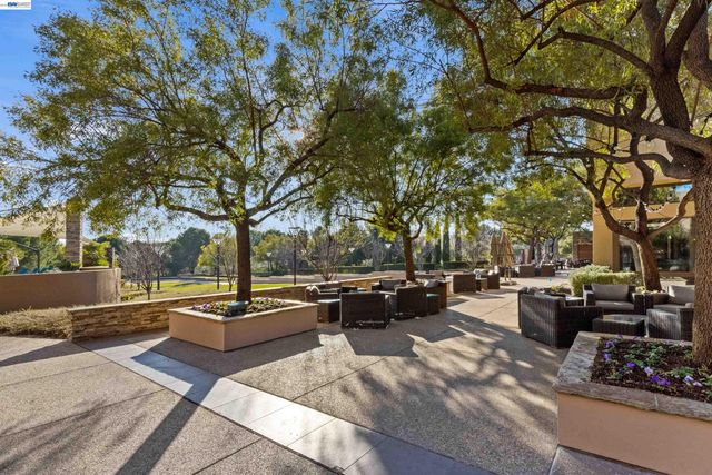 2062 Reserva Court, Brentwood, CA 94513