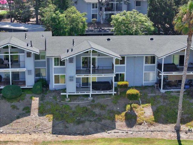 1940 Fairway Circle Drive, San Marcos, CA 92078