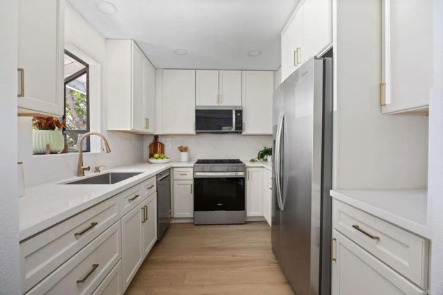 1940 Fairway Circle Drive, San Marcos, CA 92078