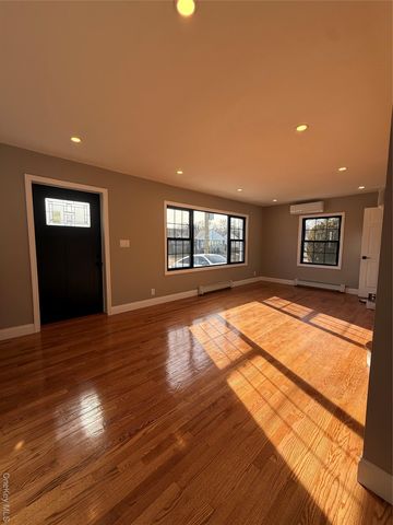 1709 Camp Avenue, Merrick, NY 11566