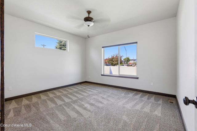 6643 N Gavin LOOP, Coeur D'alene, ID 83815