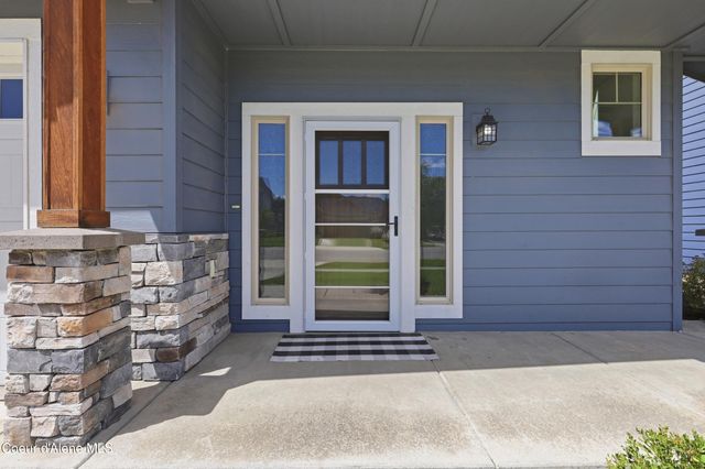 6643 N Gavin LOOP, Coeur D'alene, ID 83815