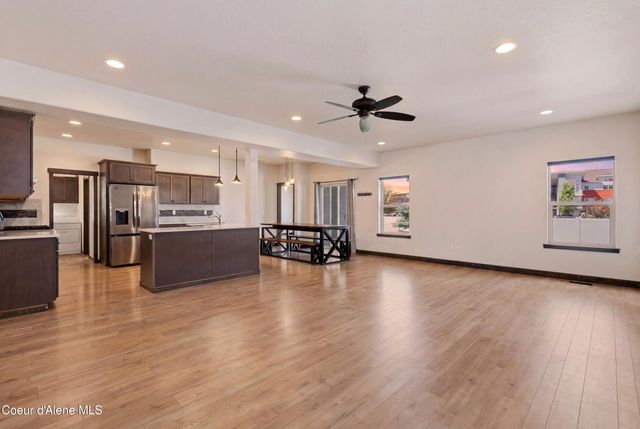 6643 N Gavin LOOP, Coeur D'alene, ID 83815