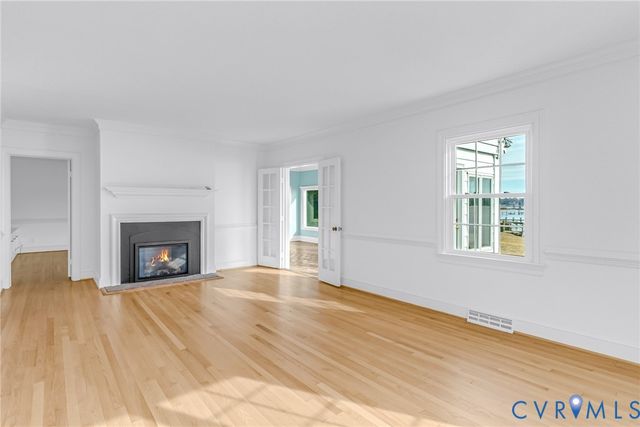 289 King Carter Lane, Weems, VA 22576