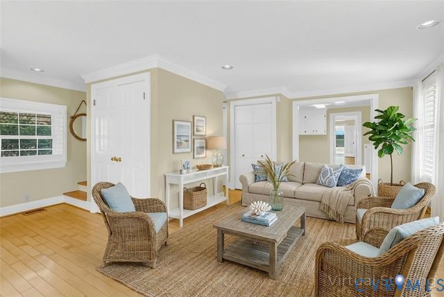 289 King Carter Lane, Weems, VA 22576