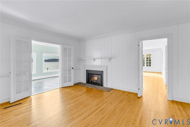 289 King Carter Lane, Weems, VA 22576