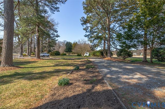 289 King Carter Lane, Weems, VA 22576