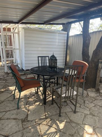 513 Sandy Lane, Clyde, TX 79510