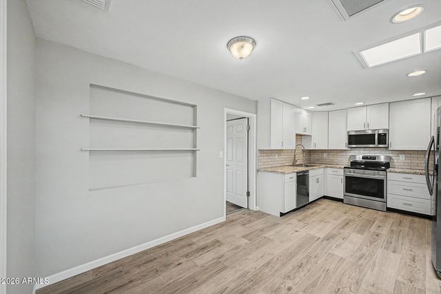 1101 W 10TH Street, Tempe, AZ 85281