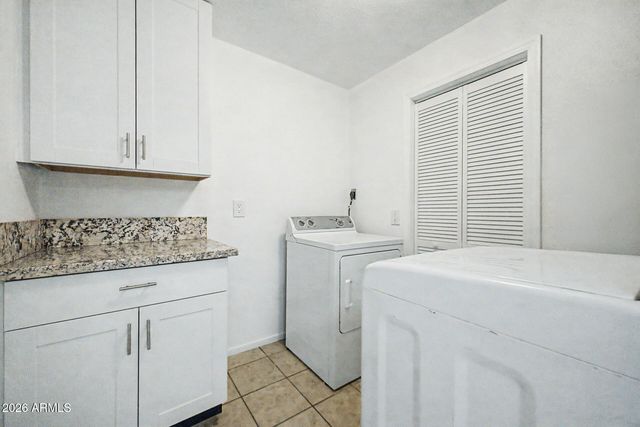 1101 W 10TH Street, Tempe, AZ 85281