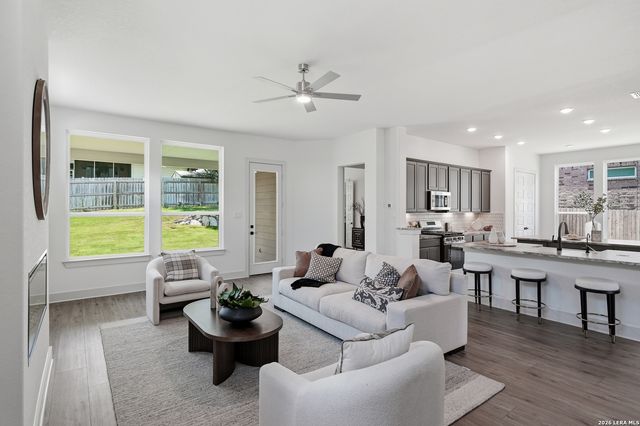 422 Glenwood Ranch, Cibolo, TX 78108